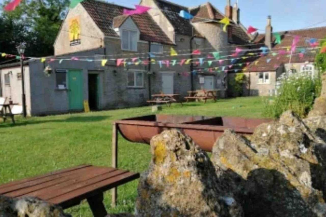 Tuckers Grave Inn Nr Bath Longleat Cheddar Bristol Norton St Philip Exterior foto